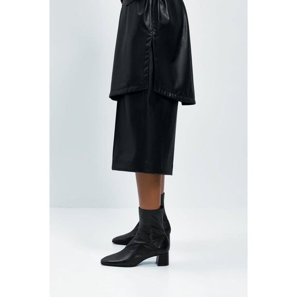Zara Elegant Black Ankle Booties - Picture 1 of 9